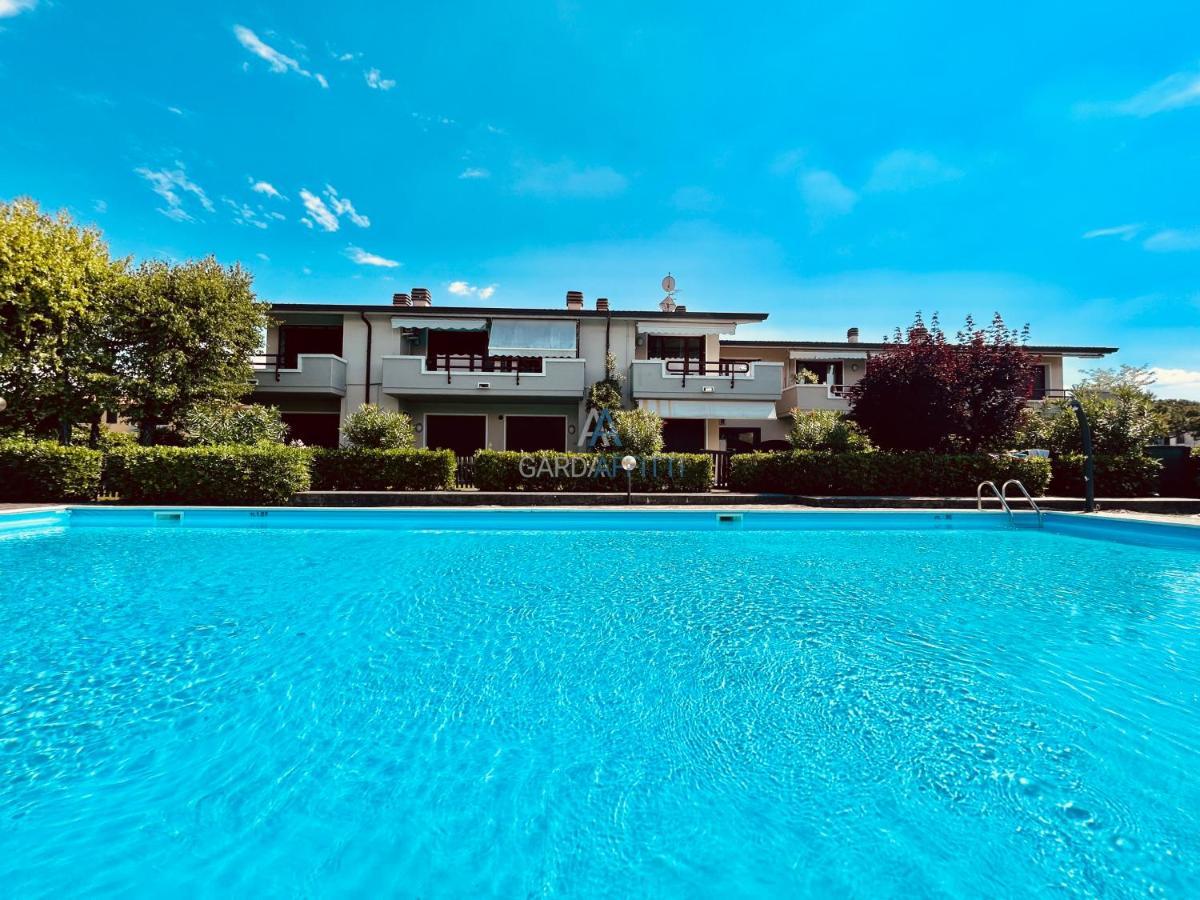 Perseo Apartment - 200M Dal Lago Di Garda Sirmione Exterior foto